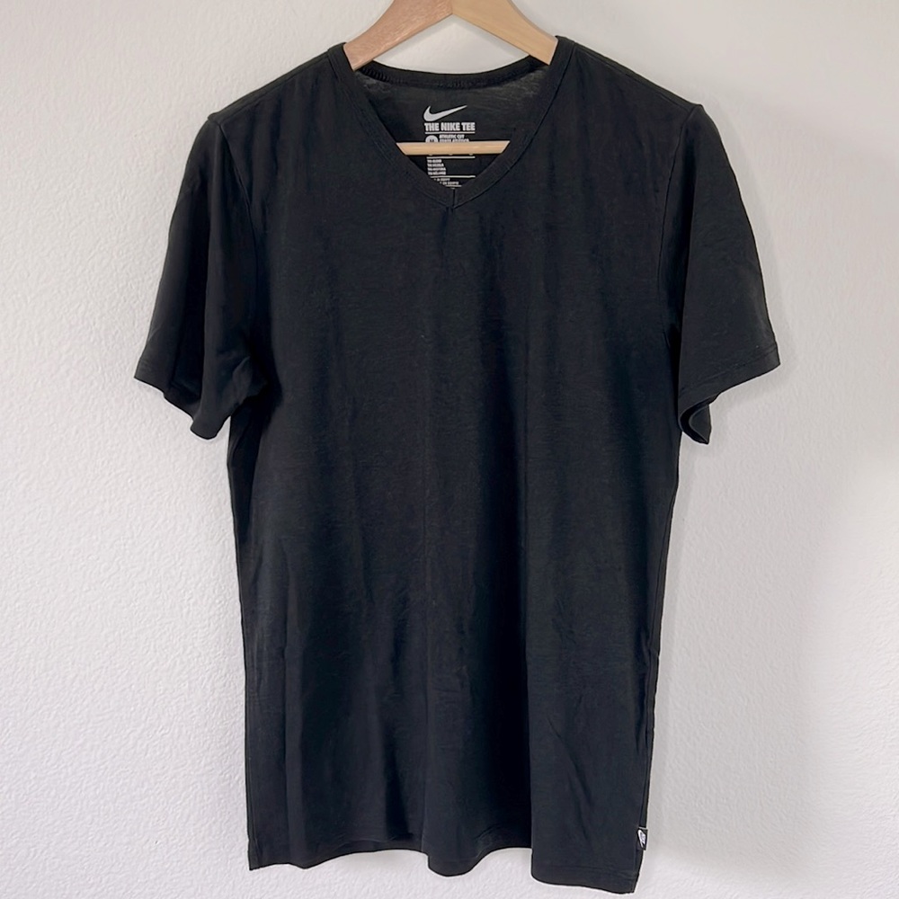 Nike Athletic Cut Tee, Black, Size Medium, Superb Condition